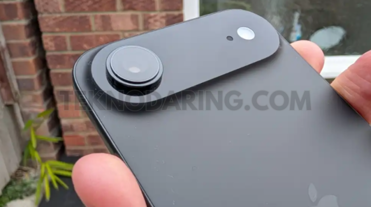 Apple iPhone Air Review