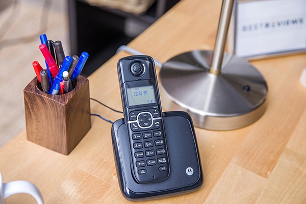 5 Best Cordless Phones - Oct. 2025 - BestReviews