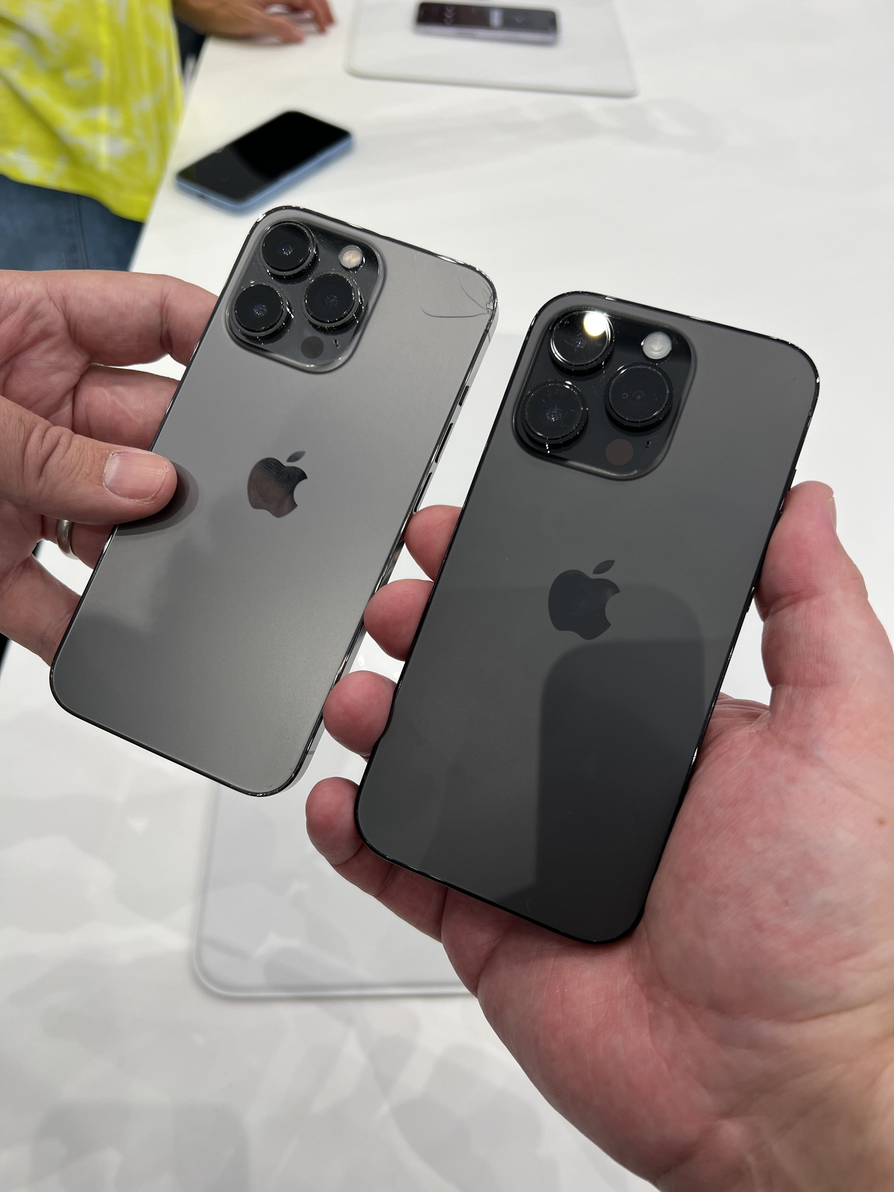 Review: Apple's iPhone 14 and iPhone 14 Pro, The big lean in